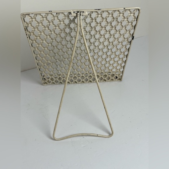 French Country/Shabby Chic  Metal Distressed Book Stand - Picture 6 of 13